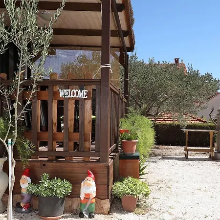 Vakantiepark Olive garden mobil home - Trogir